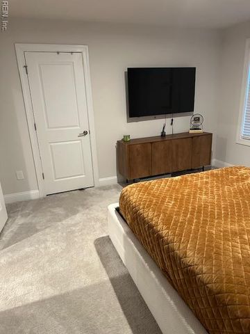 1500 Stanford LN, Newport News, VA 23608