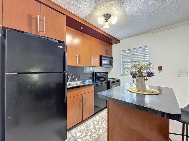2507 E CENTRAL BOULEVARD 22, Orlando, FL 32803