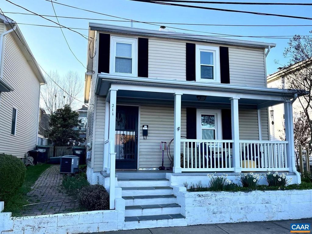 211 NW 5TH ST, Charlottesville, VA 22903