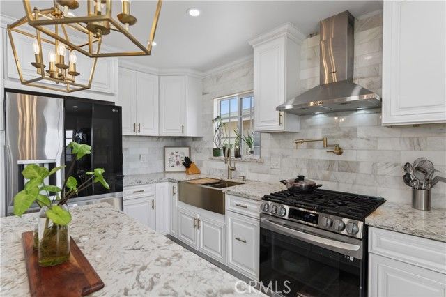 1513 W 215th Street, Torrance, CA 90501