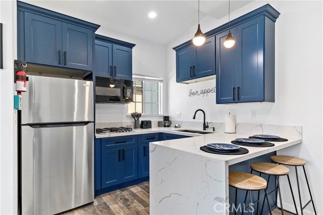 1513 W 215th Street, Torrance, CA 90501