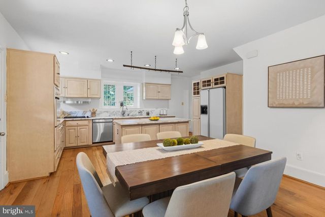 435 W ALLENS LN, Philadelphia, PA 19119