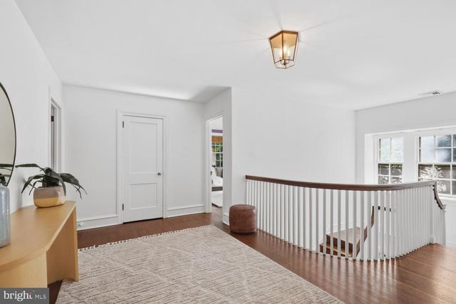 435 W ALLENS LN, Philadelphia, PA 19119