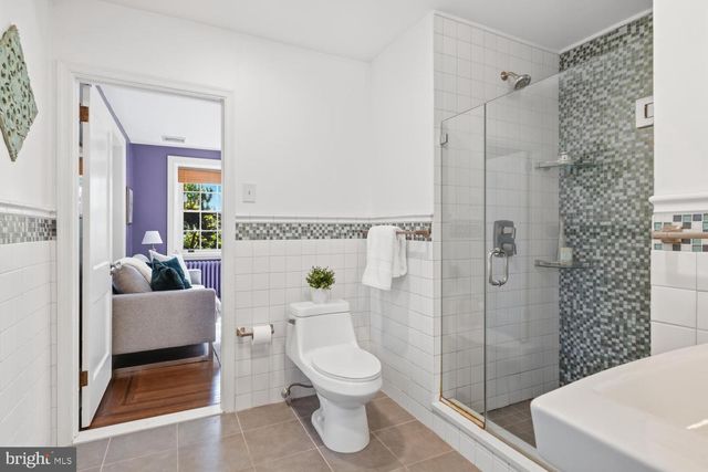 435 W ALLENS LN, Philadelphia, PA 19119