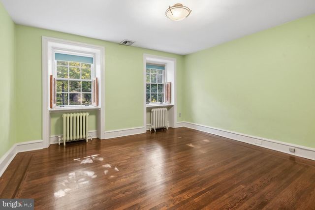 435 W ALLENS LN, Philadelphia, PA 19119