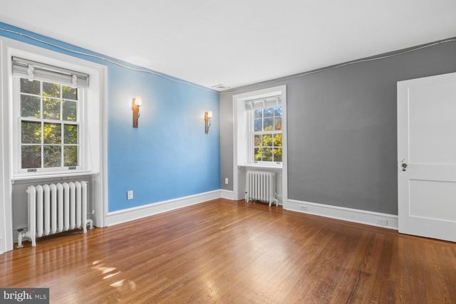 435 W ALLENS LN, Philadelphia, PA 19119