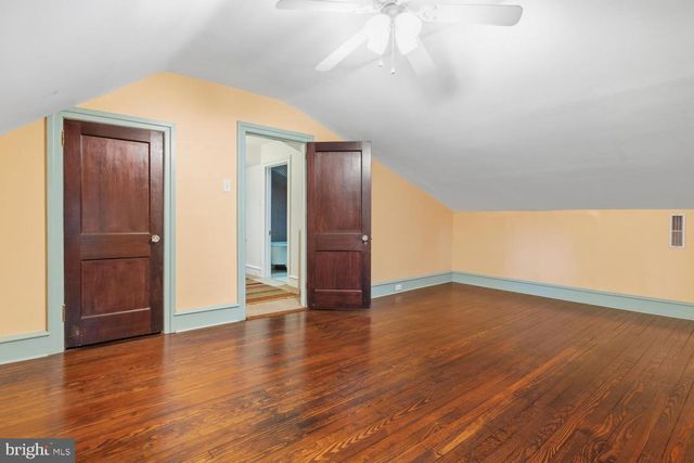 435 W ALLENS LN, Philadelphia, PA 19119
