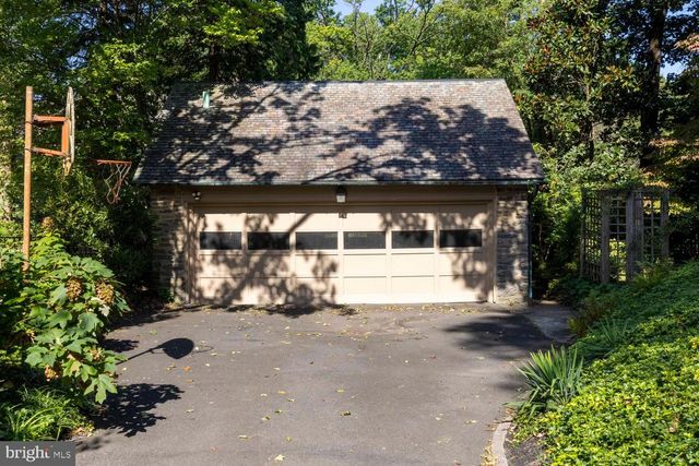 435 W ALLENS LN, Philadelphia, PA 19119