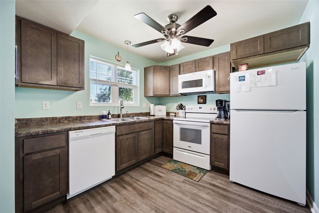 1131 16th Street, Cedar Rapids, IA 52403