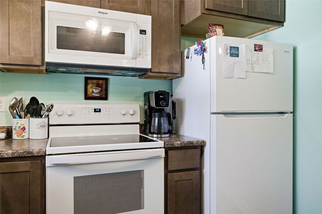 1131 16th Street, Cedar Rapids, IA 52403