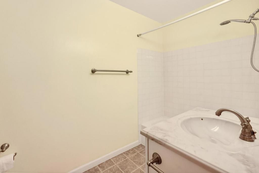 Image 15 of property listing at 22821 Longdown Road, Cupertino, CA 95014