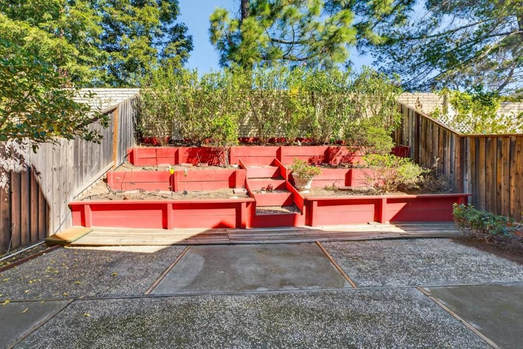 Image 16 of property listing at 22821 Longdown Road, Cupertino, CA 95014