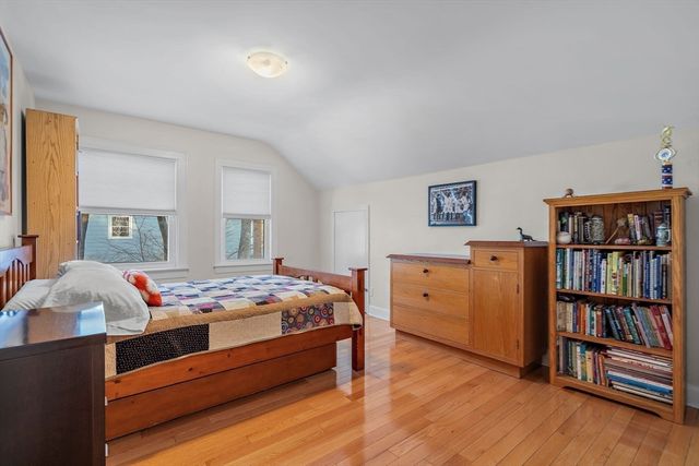 20 York Street, Lexington, MA 02420