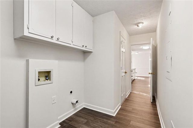 6391 Phillips Place, Lithonia, GA 30058