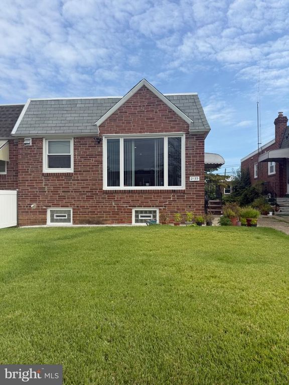 2133 FAUNCE ST, Philadelphia, PA 19152 — photo 2