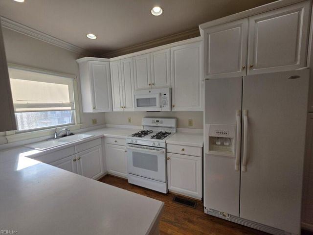 243 College PL, Norfolk, VA 23510