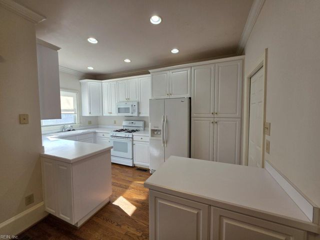 243 College PL, Norfolk, VA 23510