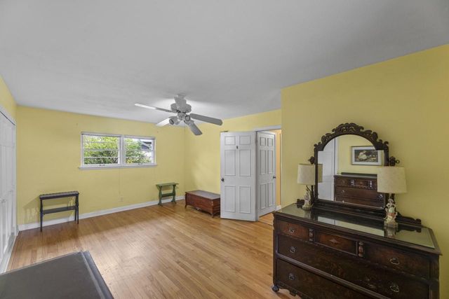 825 Kurtis DRIVE, Elm Grove, WI 53122