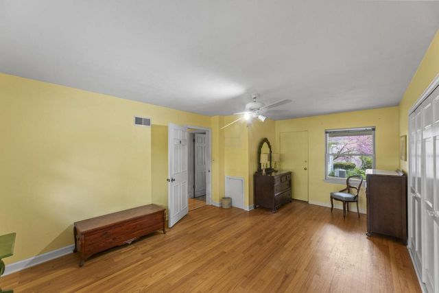 825 Kurtis DRIVE, Elm Grove, WI 53122