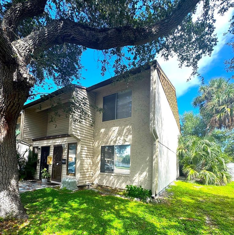 6301 23RD STREET N, St Petersburg, FL 33702