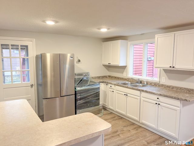 37 Mathewson Avenue, Enfield, CT 06082