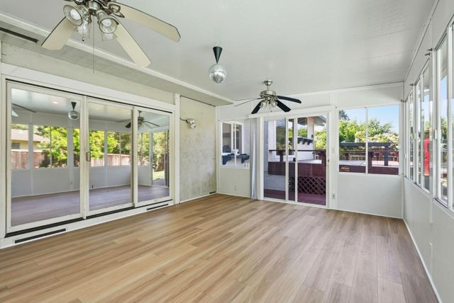 1276 Larch Avenue, Moraga, CA 94556