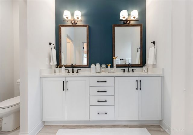 4064 Lakeside Club Drive, College Station, TX 77845