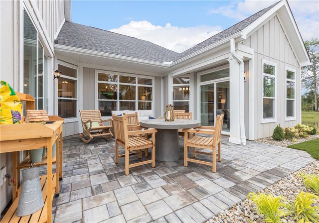 4064 Lakeside Club Drive, College Station, TX 77845