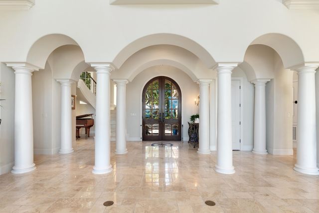 7 Bay Cove Lane, Shalimar, FL 32579