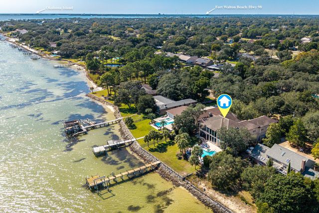 7 Bay Cove Lane, Shalimar, FL 32579