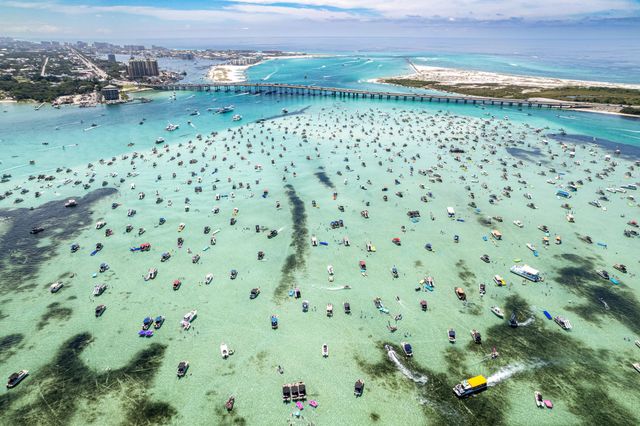 7 Bay Cove Lane, Shalimar, FL 32579