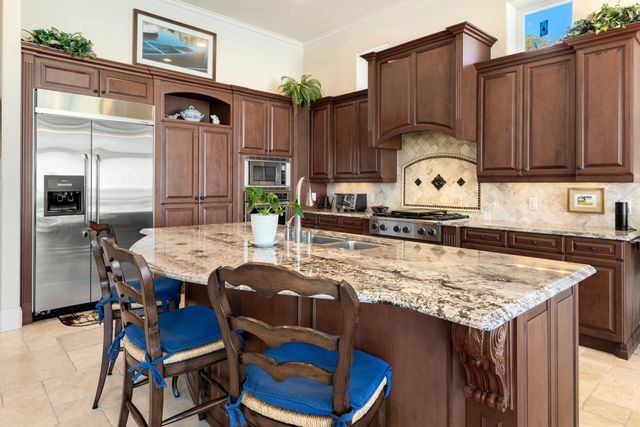 7 Bay Cove Lane, Shalimar, FL 32579