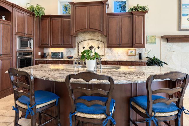 7 Bay Cove Lane, Shalimar, FL 32579