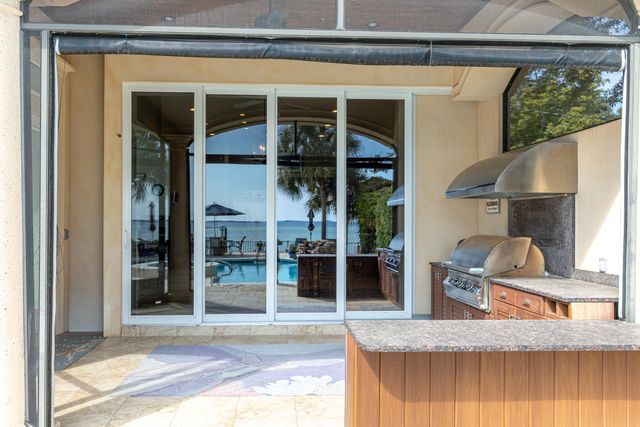 7 Bay Cove Lane, Shalimar, FL 32579