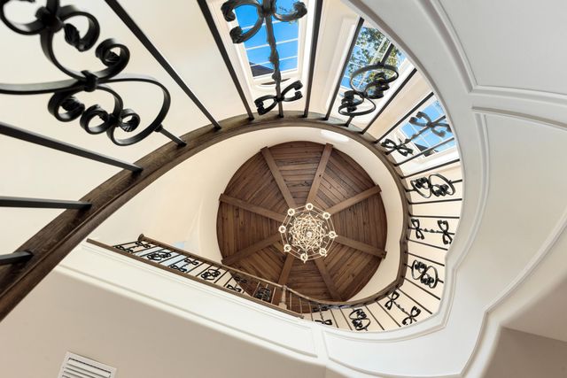 7 Bay Cove Lane, Shalimar, FL 32579