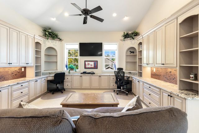 7 Bay Cove Lane, Shalimar, FL 32579