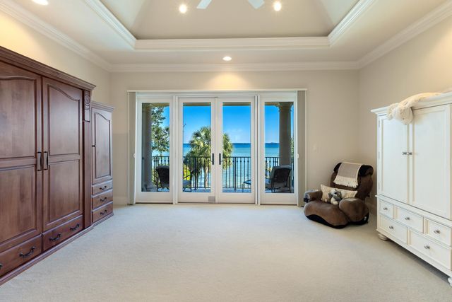 7 Bay Cove Lane, Shalimar, FL 32579