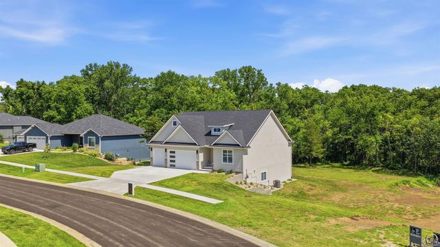 3309 SE 23rd ST, Topeka, KS 66605