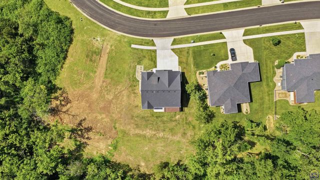 3309 SE 23rd ST, Topeka, KS 66605