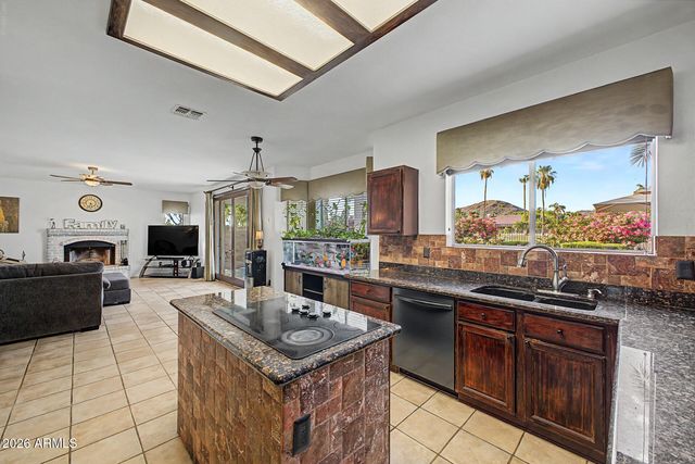 6154 W QUAIL Avenue, Glendale, AZ 85308