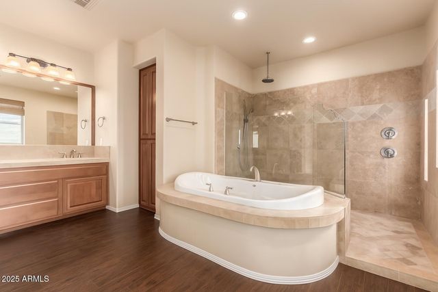 3342 E SUNCREST Court, Phoenix, AZ 85044