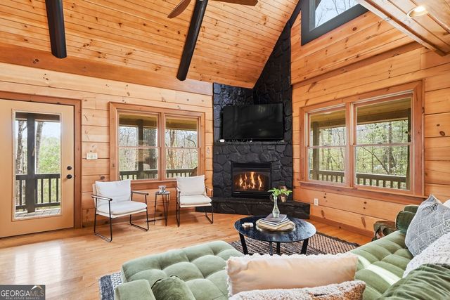 140 Black Oaks Road, Cherry Log, GA 30522