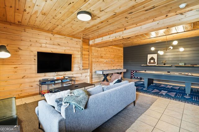 140 Black Oaks Road, Cherry Log, GA 30522