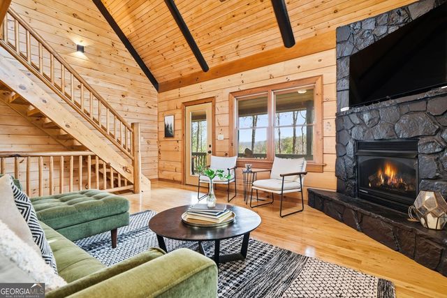 140 Black Oaks Road, Cherry Log, GA 30522