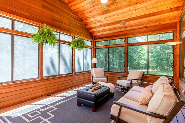 4882 Copperstone Drive, Ames, IA 50010