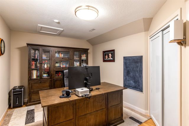 4882 Copperstone Drive, Ames, IA 50010