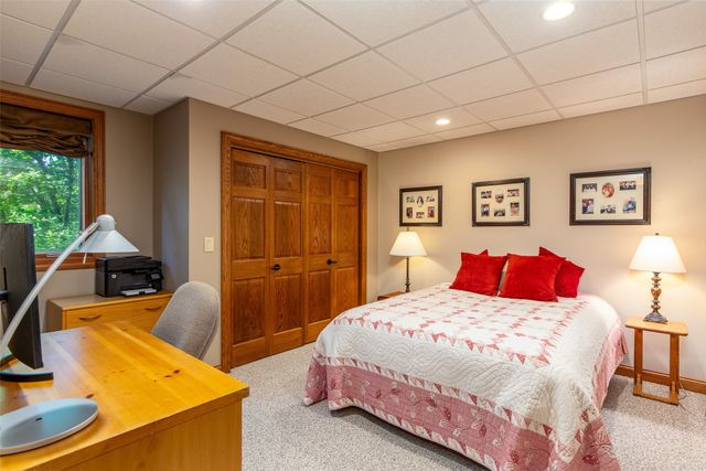 4882 Copperstone Drive, Ames, IA 50010