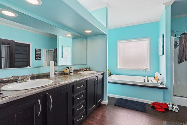 5711 Rollins Rd, Zachary, LA 70791