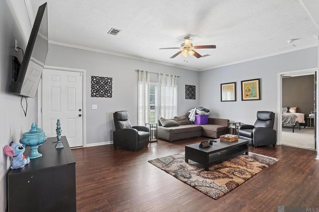 5711 Rollins Rd, Zachary, LA 70791