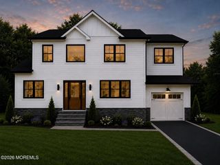 32 Lake Boulevard, Aberdeen, NJ 07747